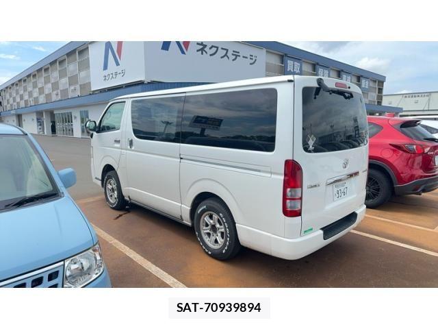 Toyota HIACE VAN 2010-09 8366182-4
