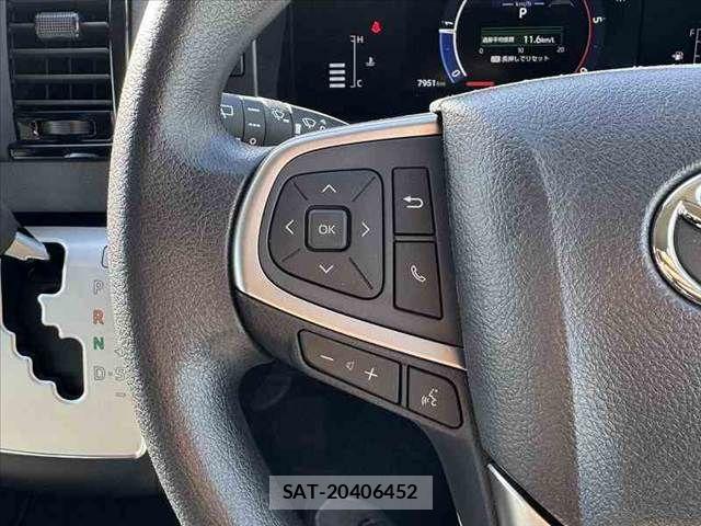 Toyota HIACE VAN 2026-04 8366171-25