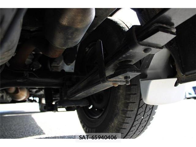Toyota HIACE VAN 2023-03 8366180-10