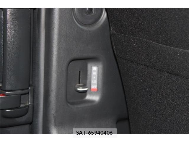Toyota HIACE VAN 2023-03 8366180-18