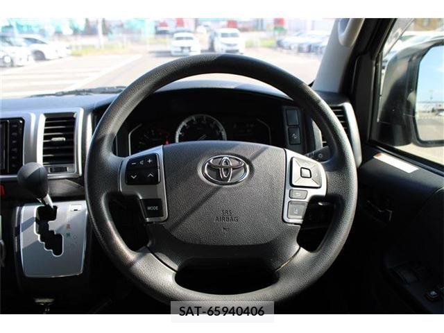 Toyota HIACE VAN 2023-03 8366180-20