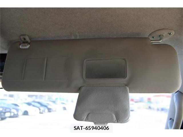 Toyota HIACE VAN 2023-03 8366180-25