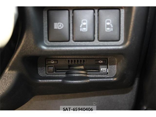 Toyota HIACE VAN 2023-03 8366180-6