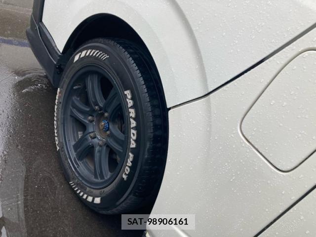 Toyota HIACE VAN 2013-07 8366185-10