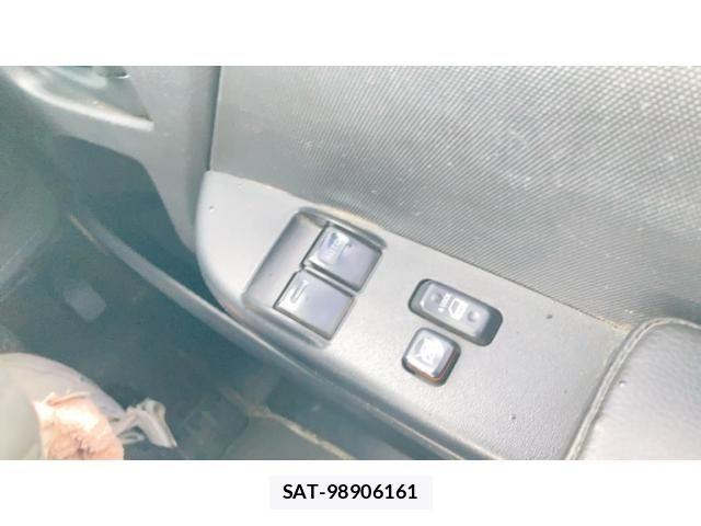 Toyota HIACE VAN 2013-07 8366185-14