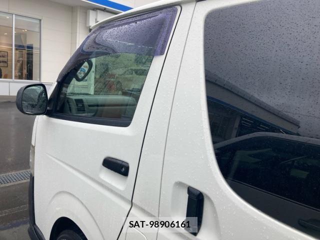 Toyota HIACE VAN 2013-07 8366185-3