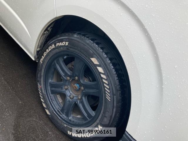 Toyota HIACE VAN 2013-07 8366185-7