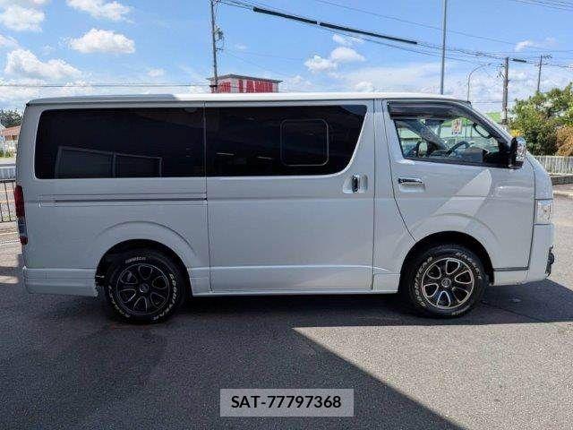 Toyota HIACE VAN 2019-07 8366178-17