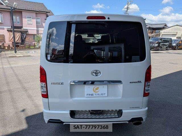 Toyota HIACE VAN 2019-07 8366178-19