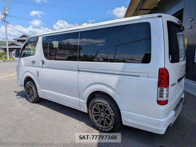 Toyota HIACE VAN 2019-07 8366178-20