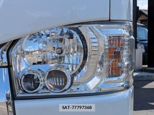 Toyota HIACE VAN 2019-07 8366178-22