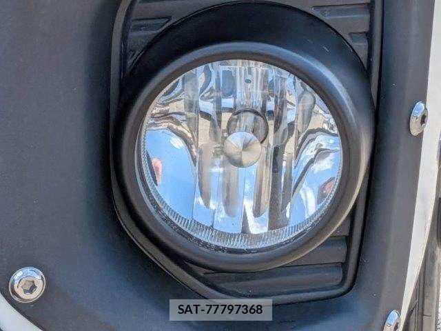 Toyota HIACE VAN 2019-07 8366178-24