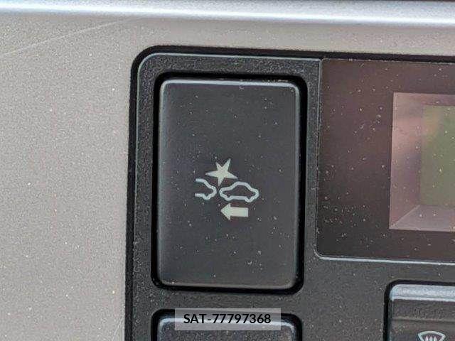 Toyota HIACE VAN 2019-07 8366178-6