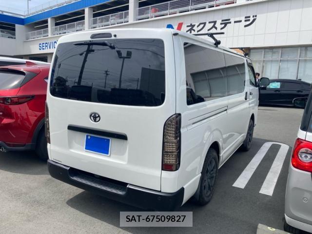 Toyota HIACE VAN 2018-01 8366183-2