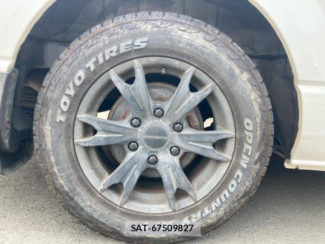 Toyota HIACE VAN 2018-01 8366183-8