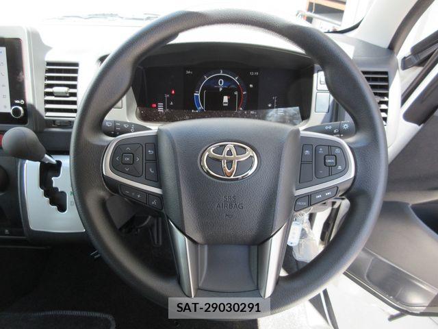 Toyota HIACE VAN 2026-07 8366169-25