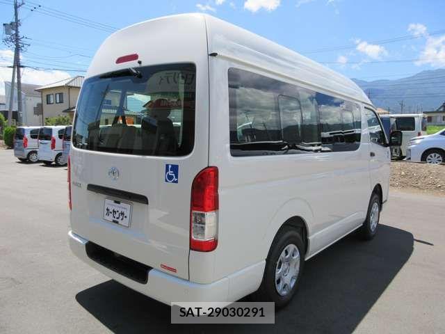 Toyota HIACE VAN 2026-07 8366169-4