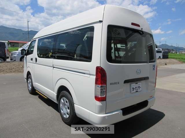Toyota HIACE VAN 2026-07 8366169-6