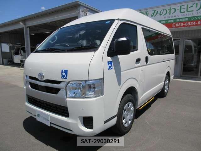 Toyota HIACE VAN 2026-07 8366169-8