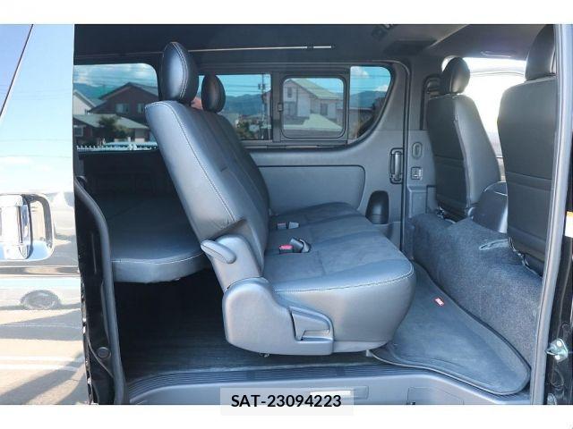 Toyota HIACE VAN 2021-01 8366176-13
