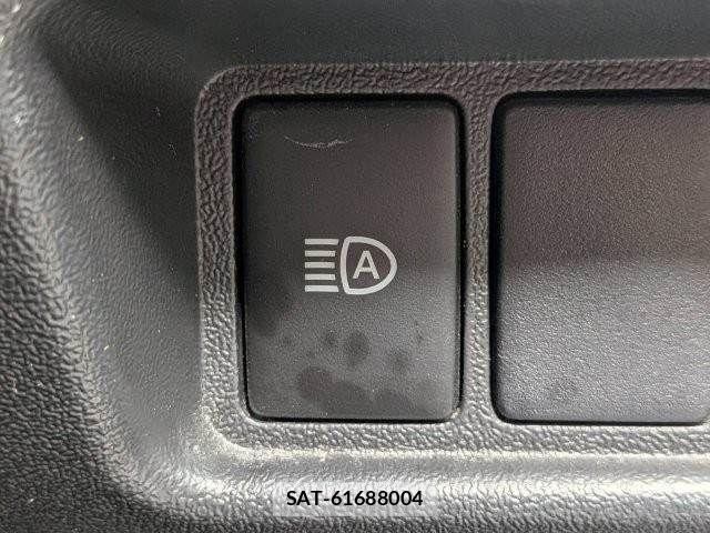 Toyota HIACE VAN 2020-12 8366179-11