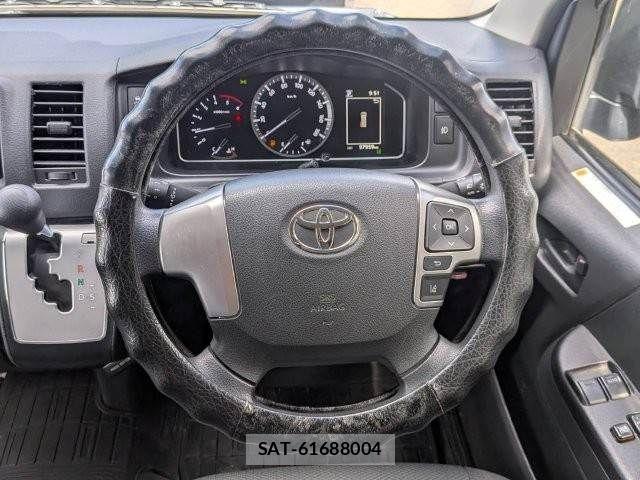 Toyota HIACE VAN 2020-12 8366179-17