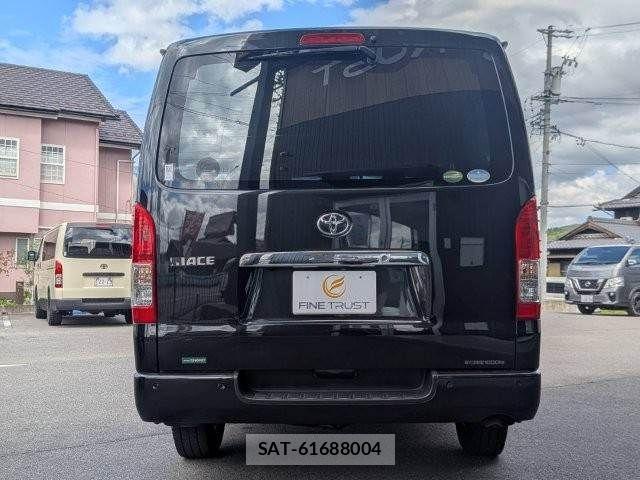 Toyota HIACE VAN 2020-12 8366179-24