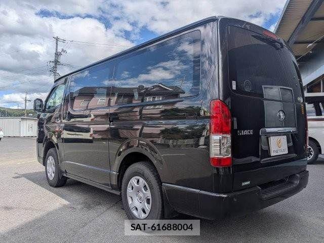 Toyota HIACE VAN 2020-12 8366179-25