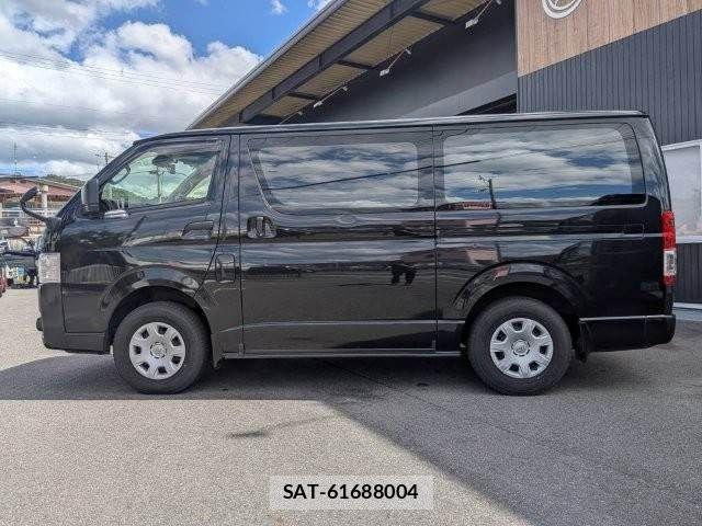 Toyota HIACE VAN 2020-12 8366179-26