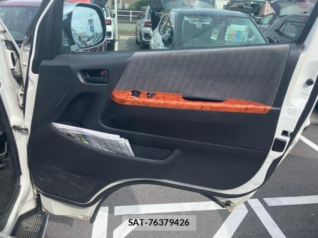 Toyota HIACE VAN 2010-10 8366184-15