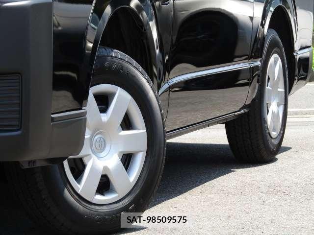 Toyota HIACE VAN 2025-11 8366175-15