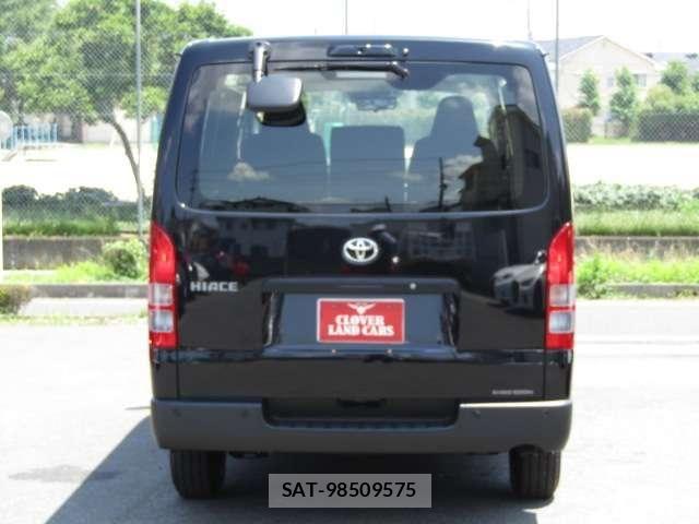 Toyota HIACE VAN 2025-11 8366175-19