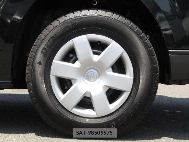 Toyota HIACE VAN 2025-11 8366175-26