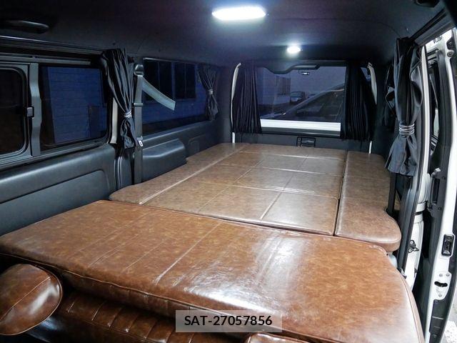 Toyota HIACE VAN 2021-03 8366173-2