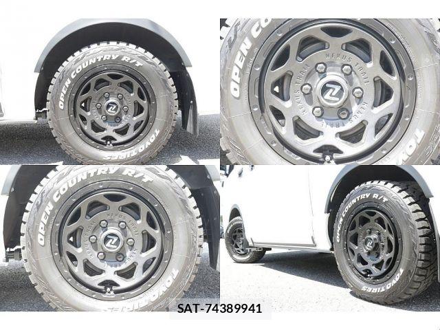 Toyota HIACE VAN 2025-01 8366168-12