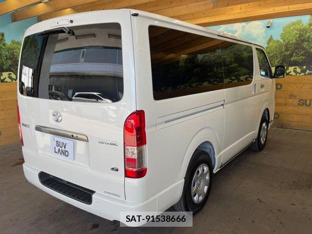 Toyota HIACE VAN 2026-02 8366174-16