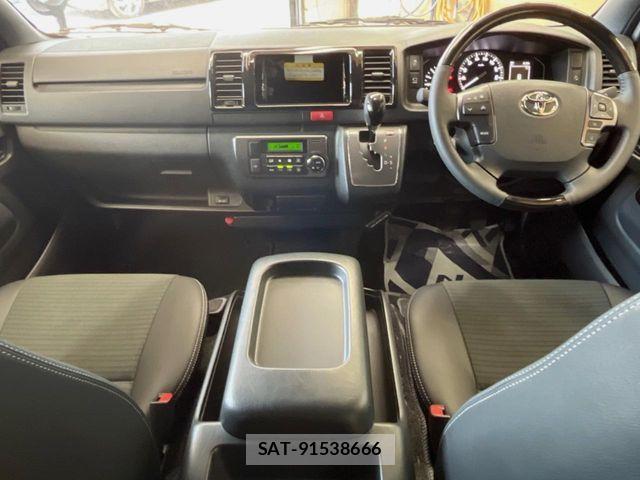 Toyota HIACE VAN 2026-02 8366174-1