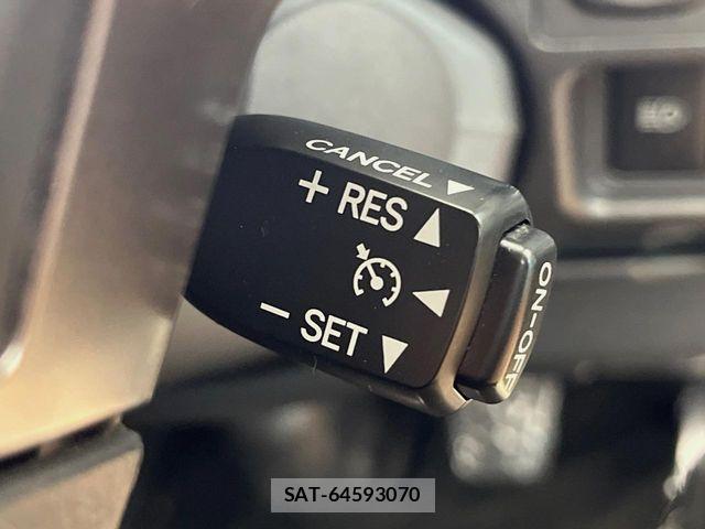 Toyota HIACE VAN 2019-05 8366177-5