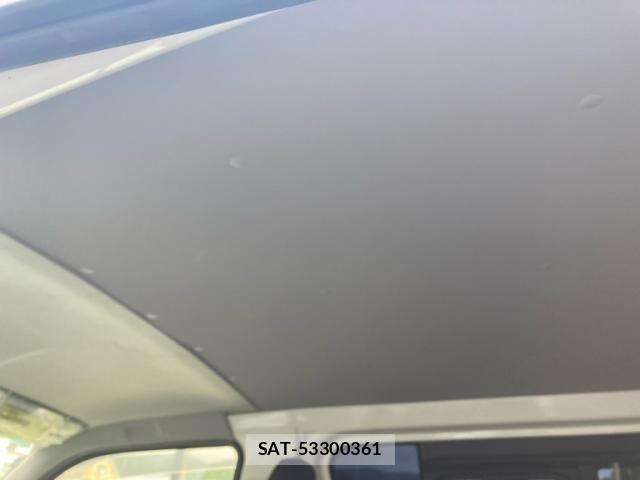 Toyota HIACE VAN 2019-06 8366181-25