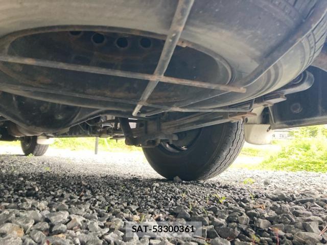 Toyota HIACE VAN 2019-06 8366181-8