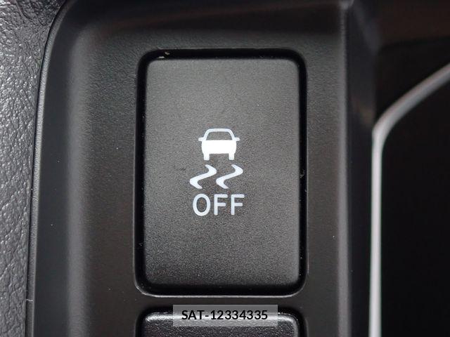 Toyota HIACE VAN 2021-06 8371713-13