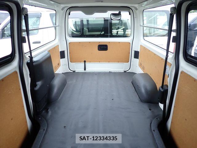 Toyota HIACE VAN 2021-06 8371713-26