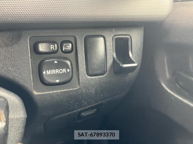 Toyota HIACE VAN 2004-10 8412727-13