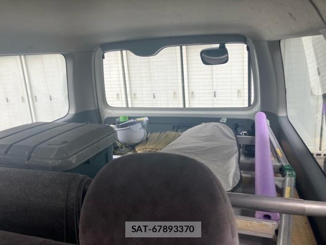 Toyota HIACE VAN 2004-10 8412727-20