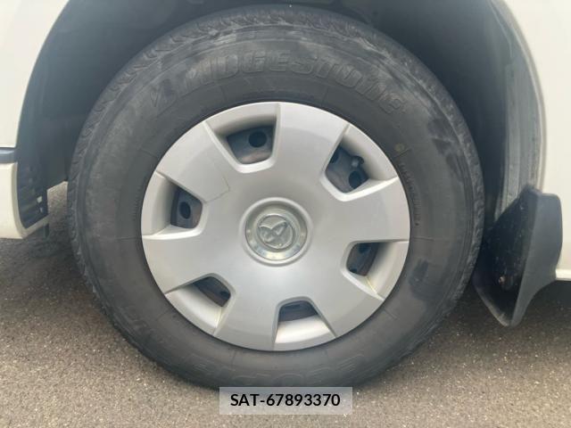 Toyota HIACE VAN 2004-10 8412727-3