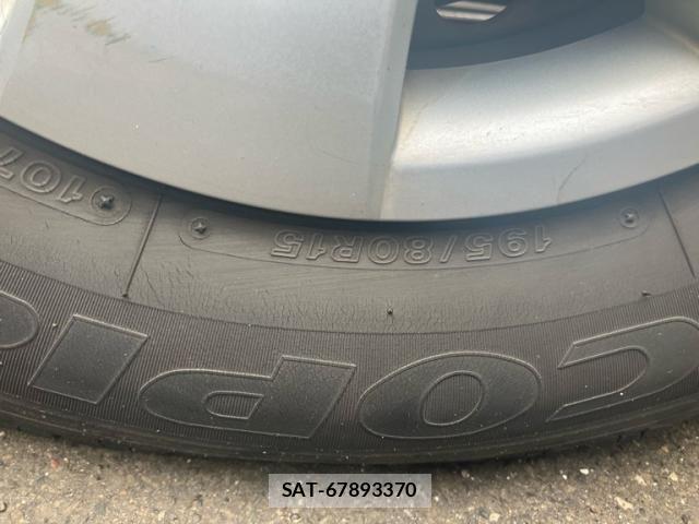 Toyota HIACE VAN 2004-10 8412727-4