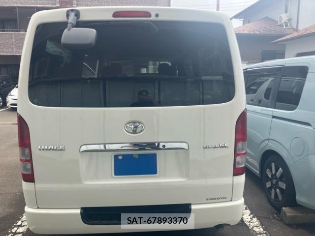 Toyota HIACE VAN 2004-10 8412727-7