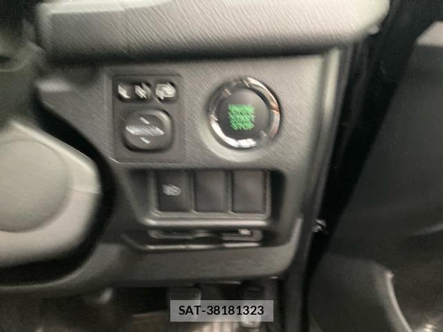 Toyota HIACE VAN 2023-02 8438195-14