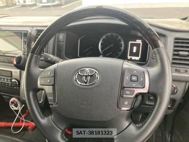 Toyota HIACE VAN 2023-02 8438195-15