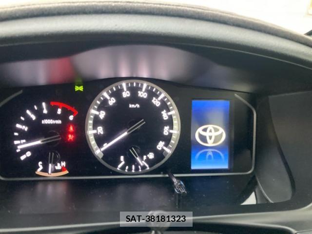 Toyota HIACE VAN 2023-02 8438195-16